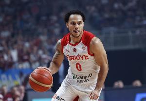 开云注册网址-手感一般！拉金12投3中&amp;罚球3中3得到10分2板3助 正负值+8