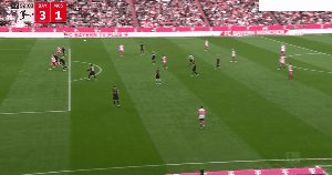 1709997972583024876.gif bay m05 6.gif