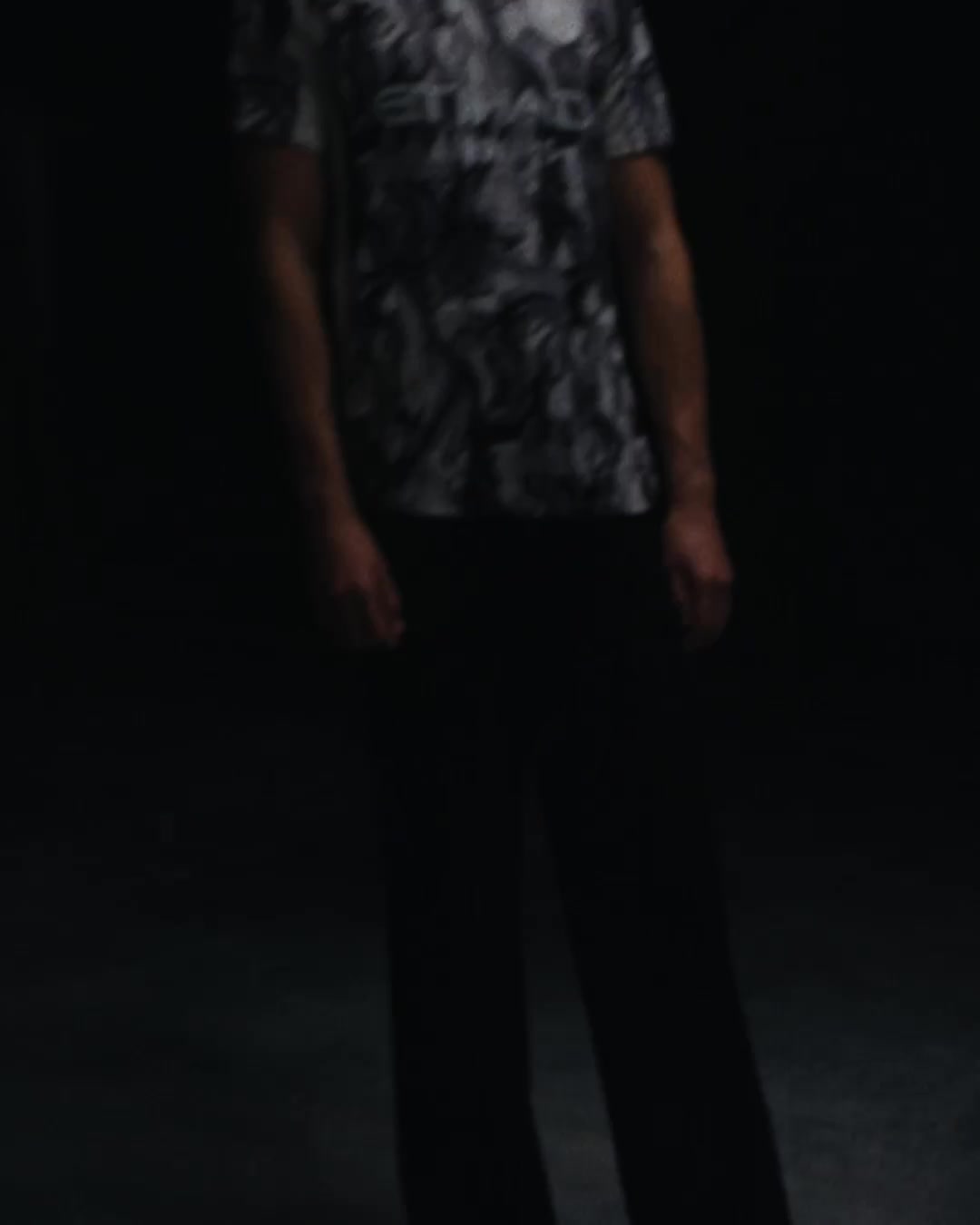 kaiyun-打几分？曼城官方发布马年系列服饰，庆祝中国农历新年